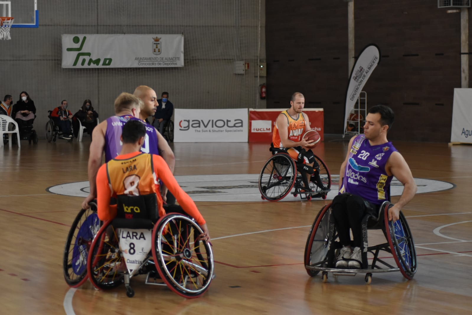 Amiab Albacete mantiene el liderato y el descenso se comprime para cuatro equipos